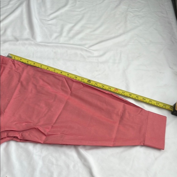 Roundtree & Yorke Red Dress Shirt Classic Button-Down - Picture 9 of 11